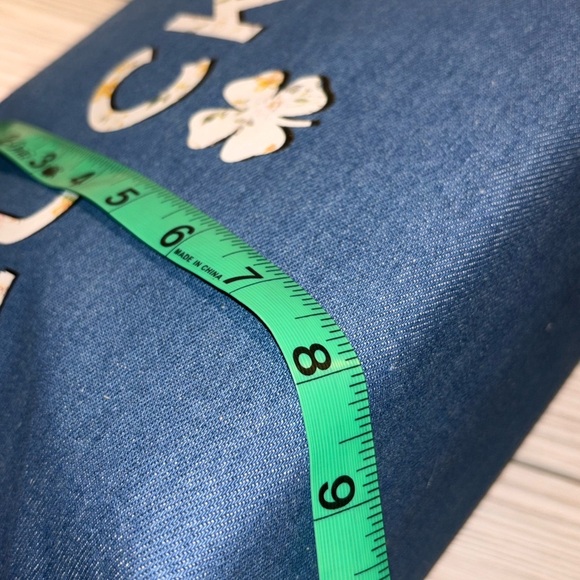 Lucky Brand NWT Blue Cosmetic Bag - Picture 6 of 8